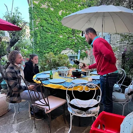 Maison De Medievale Village Apartment